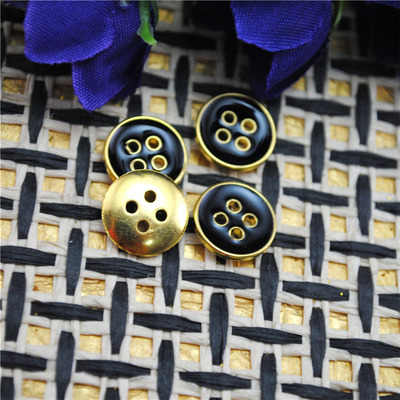 時(shí)尚女式襯衫紐扣 設(shè)計(jì)、生產(chǎn)與選購(gòu)指南